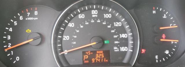 Photo 9 from auction – 2014 KIA SORENTO LX with VIN 5XYKTDA74EG461884