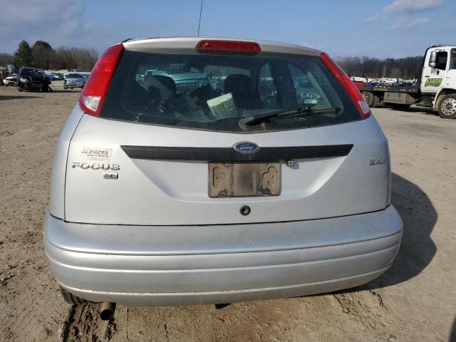 Photo 6 from auction – 2005 FORD FOCUS ZX3 with VIN 3FAFP31N85R111927
