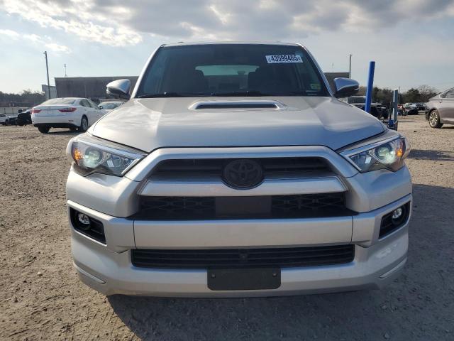 Photo 5 from auction – 2022 TOYOTA 4RUNNER SR with VIN JTESU5JR6N6026609