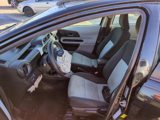Photo 7 from auction – 2013 TOYOTA PRIUS C with VIN JTDKDTB30D1530071