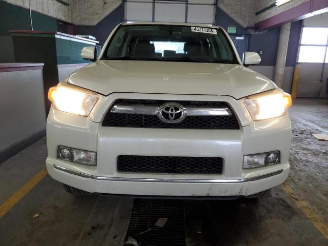 Photo 5 from auction – 2013 TOYOTA 4RUNNER SR with VIN JTEBU5JR2D5128638