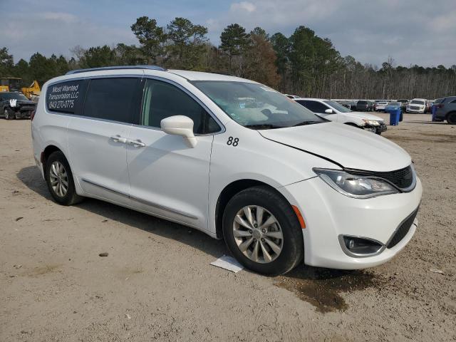 Photo 4 from auction – 2019 CHRYSLER PACIFICA T with VIN 2C4RC1BG4KR537378