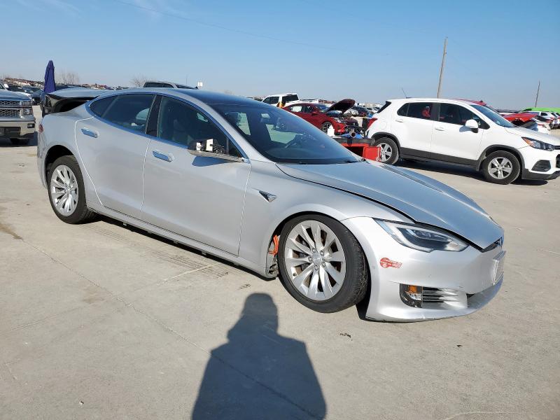 Photo 4 from auction – 2018 TESLA MODEL S with VIN 5YJSA1E24JF263536