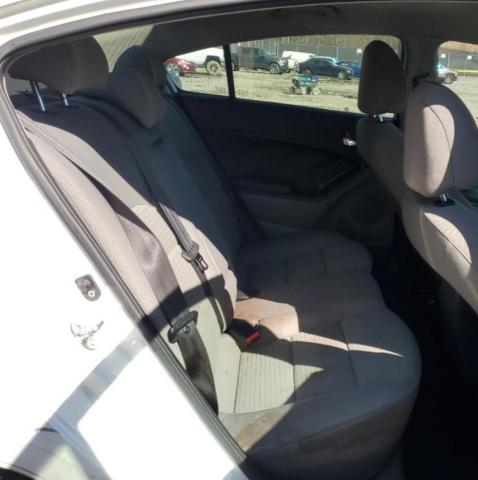Photo 10 from auction – 2015 KIA FORTE LX with VIN KNAFX4A68F5336181