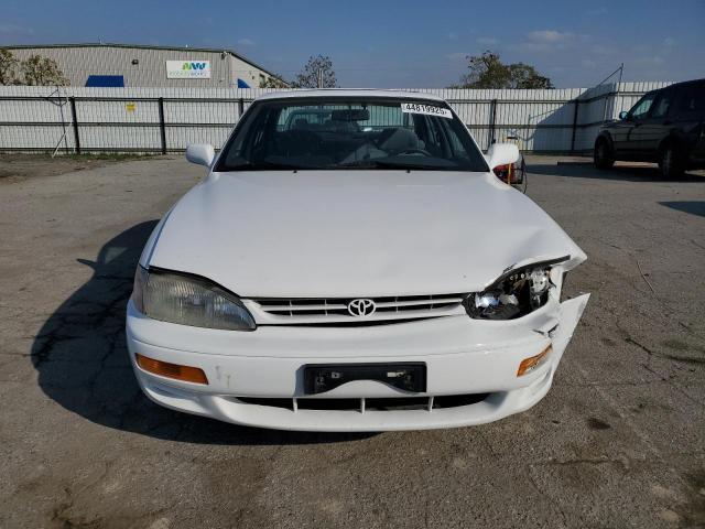 Photo 5 from auction – 1995 TOYOTA CAMRY LE with VIN JT2SK12E3S0302203
