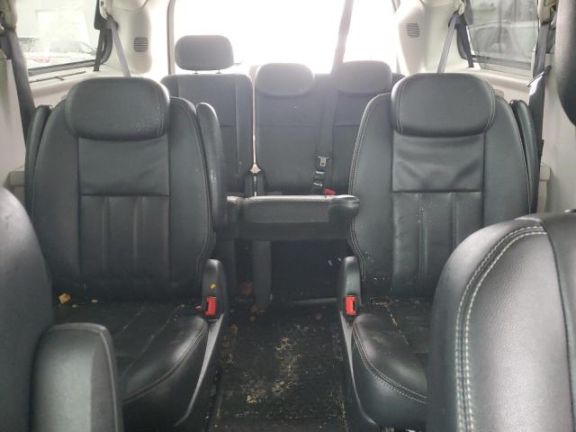 Photo 10 from auction – 2010 CHRYSLER TOWN & COU with VIN 2A4RR8D11AR387545
