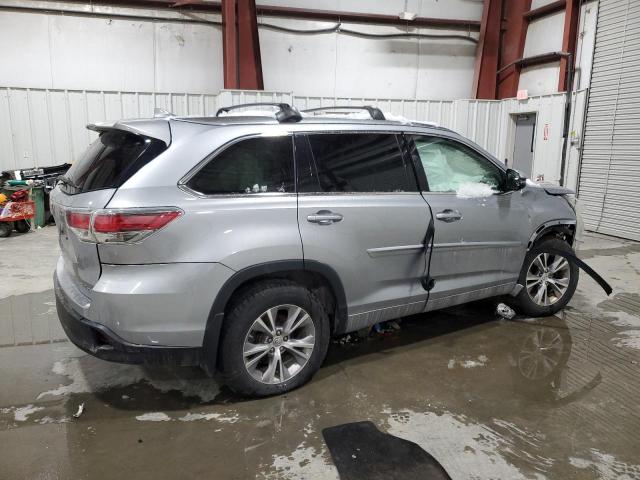 Снимка 3 от търг – 2015 TOYOTA HIGHLANDER с VIN 5TDJKRFH9FS099360