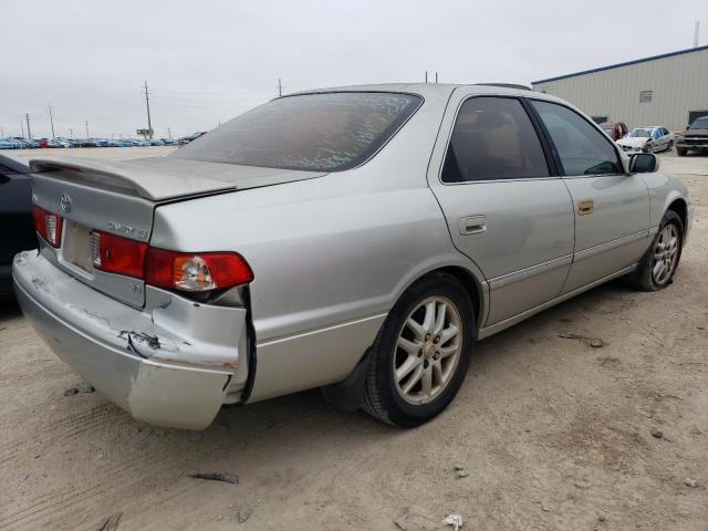 Photo 3 from auction – 2000 TOYOTA CAMRY with VIN 4T1BF28K8YU113980