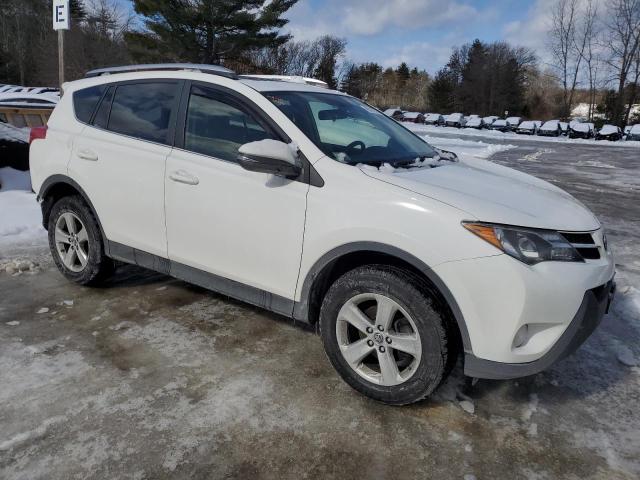 Photo 4 from auction – 2015 TOYOTA RAV4 XLE with VIN JTMRFREV0FD157236