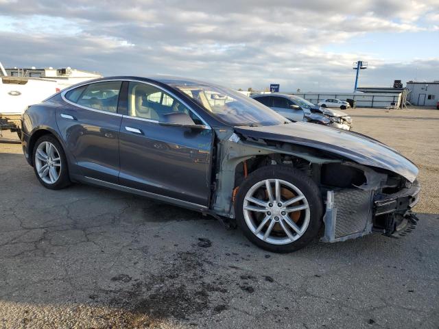 Photo 4 from auction – 2014 TESLA MODEL S with VIN 5YJSA1H17EFP52506