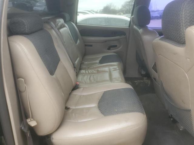 Photo 10 from auction – 2004 CHEVROLET AVALANCHE with VIN 3GNEC12T14G122966