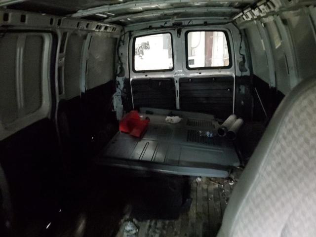 Photo 10 from auction – 2003 CHEVROLET EXPRESS G2 with VIN 1GCGG25U831113646