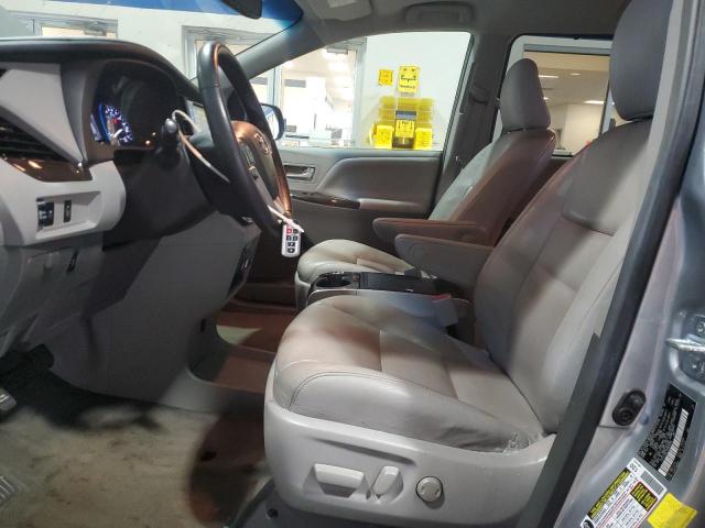 Photo 7 from auction – 2017 TOYOTA SIENNA XLE with VIN 5TDYZ3DC1HS808980