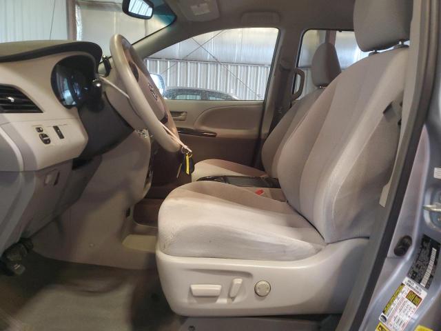 Photo 7 from auction – 2012 TOYOTA SIENNA LE with VIN 5TDKK3DC8CS233182