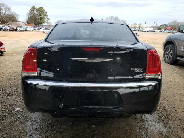 Photo 6 from auction – 2017 CHRYSLER 300 LIMITE with VIN 2C3CCAAG3HH552481