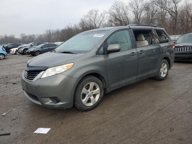 Photo 1 from auction – 2014 TOYOTA SIENNA LE with VIN 5TDKK3DC3ES518035