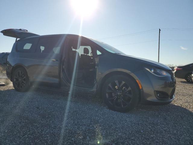 Снимка 4 от търг – 2019 CHRYSLER PACIFICA T с VIN 2C4RC1FG8KR589378