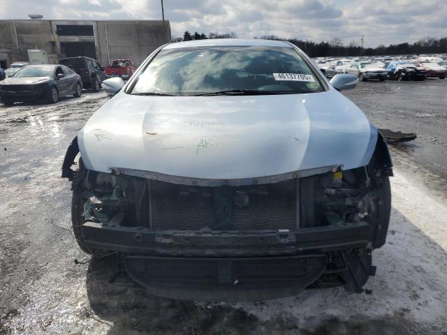 Photo 5 from auction – 2015 HYUNDAI SONATA HYB with VIN KMHEC4A41FA135248