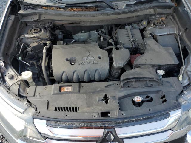 Photo 12 from auction – 2017 MITSUBISHI OUTLANDER with VIN JA4AD2A35HZ020758