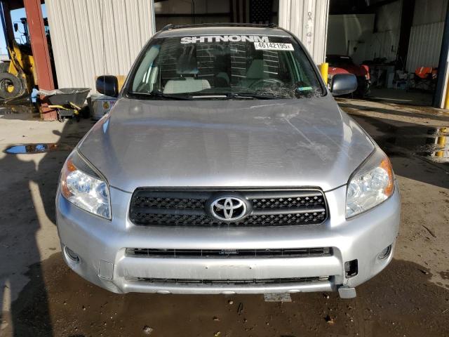 Photo 5 from auction – 2006 TOYOTA RAV4 with VIN JTMBD33V866003739