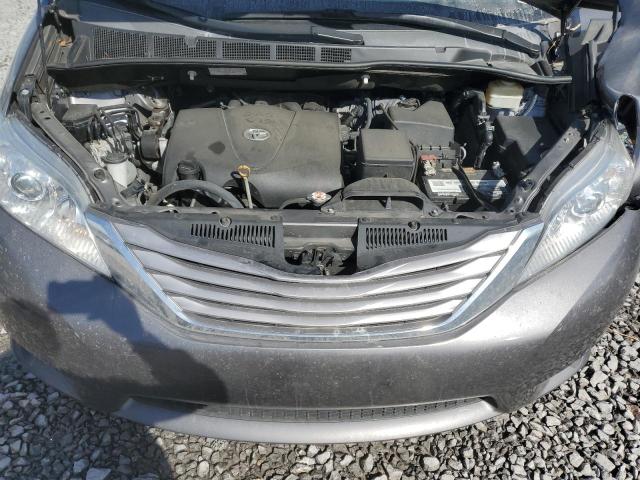 Photo 12 from auction – 2017 TOYOTA SIENNA XLE with VIN 5TDDZ3DC2HS173704