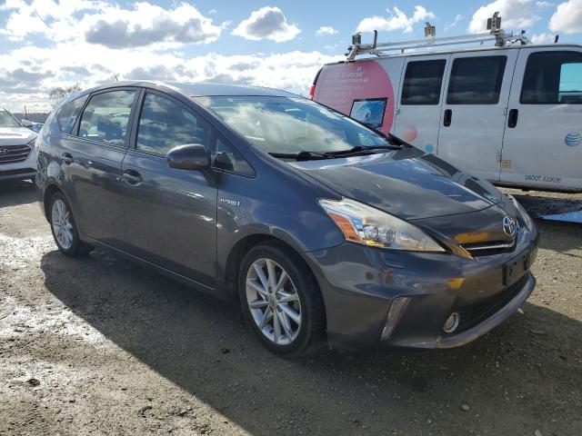 Photo 4 from auction – 2014 TOYOTA PRIUS V with VIN JTDZN3EU3E3315340
