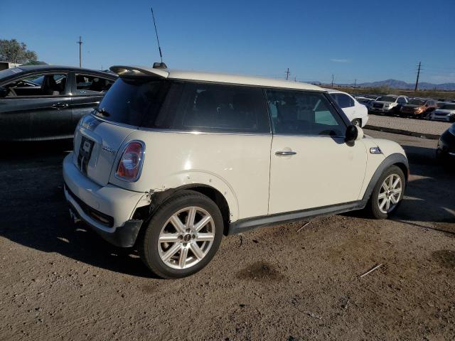 Photo 3 from auction – 2013 MINI COOPER S with VIN WMWSV3C57DT476685