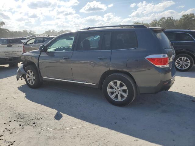Photo 2 from auction – 2012 TOYOTA HIGHLANDER with VIN 5TDBK3EH5CS139822