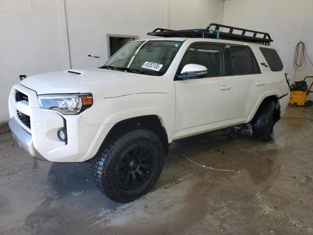 Photo 1 from auction – 2020 TOYOTA 4RUNNER SR with VIN JTEBU5JR7L5773557