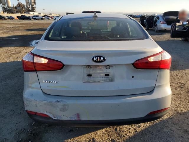 Photo 6 from auction – 2015 KIA FORTE LX with VIN KNAFK4A61F5379386