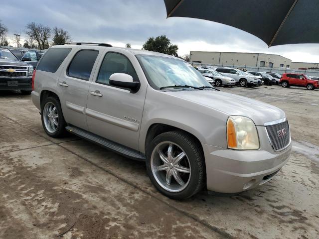 Photo 4 from auction – 2007 GMC YUKON with VIN 1GKFC13J57J112877