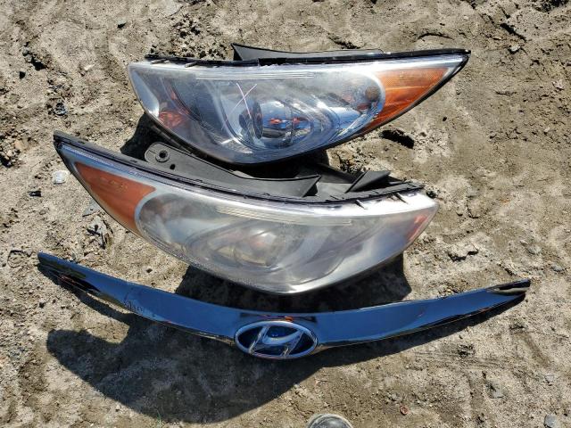 Photo 12 from auction – 2015 HYUNDAI SONATA HYB with VIN KMHEC4A4XFA125379