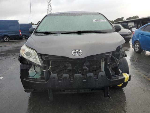 Photo 5 from auction – 2012 TOYOTA SIENNA with VIN 5TDZK3DC1CS199892