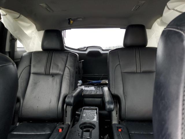 Photo 10 from auction – 2018 TOYOTA HIGHLANDER with VIN 5TDJZRFH3JS533857