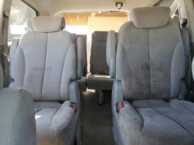 صورة رقم 10 من المزاد - 2007 HYUNDAI ENTOURAGE مع VIN KNDMC233076029967