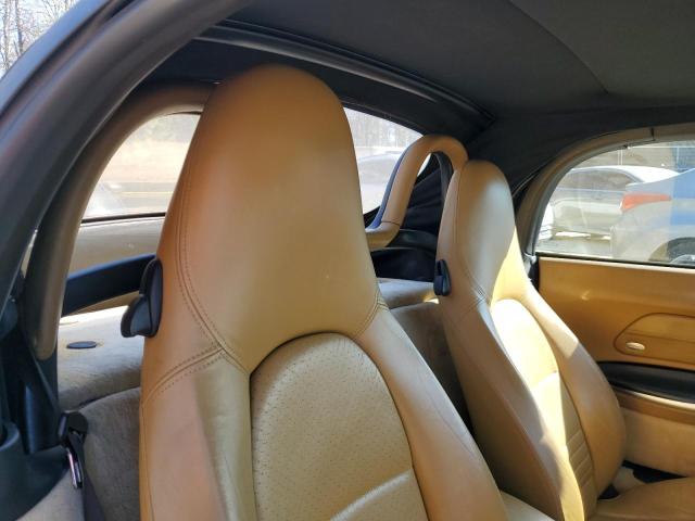 Photo 10 from auction – 2000 PORSCHE BOXSTER S with VIN WP0CB2983YU661652