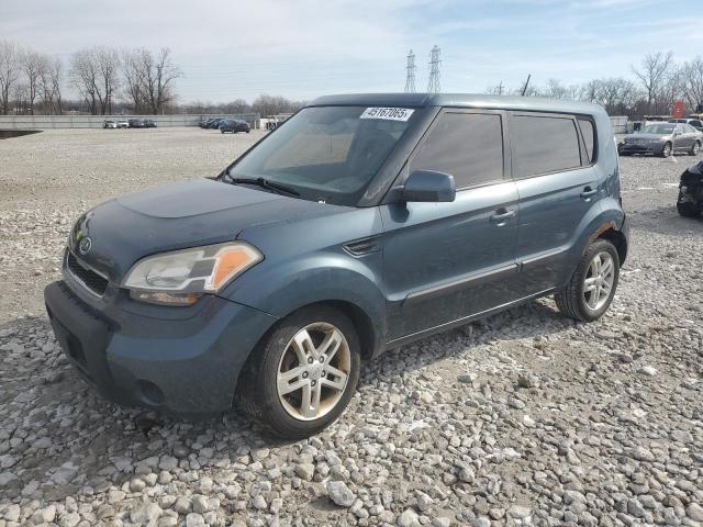 KIA SOUL + 2011 with VIN KNDJT2A24B7332721 - Photo from auction
