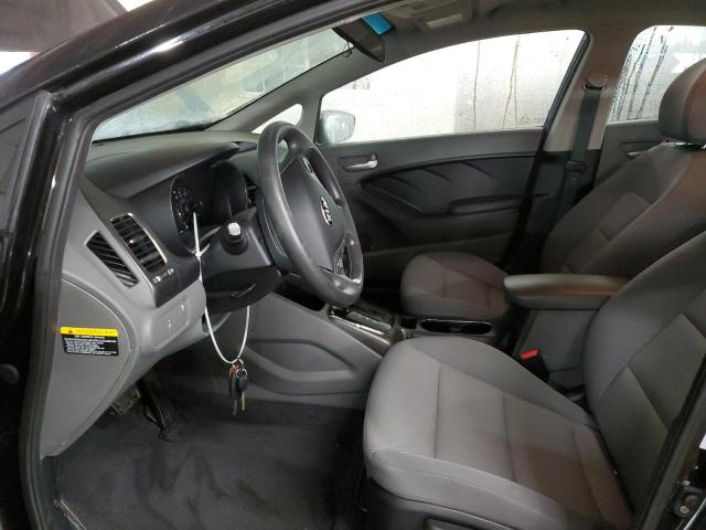 Photo 7 from auction – 2017 KIA FORTE LX with VIN 3KPFK4A79HE110703