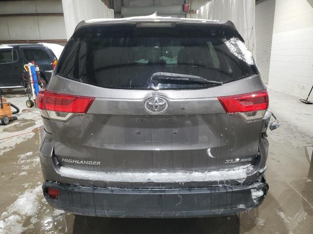 Photo 6 from auction – 2018 TOYOTA HIGHLANDER with VIN 5TDJZRFH4JS864995