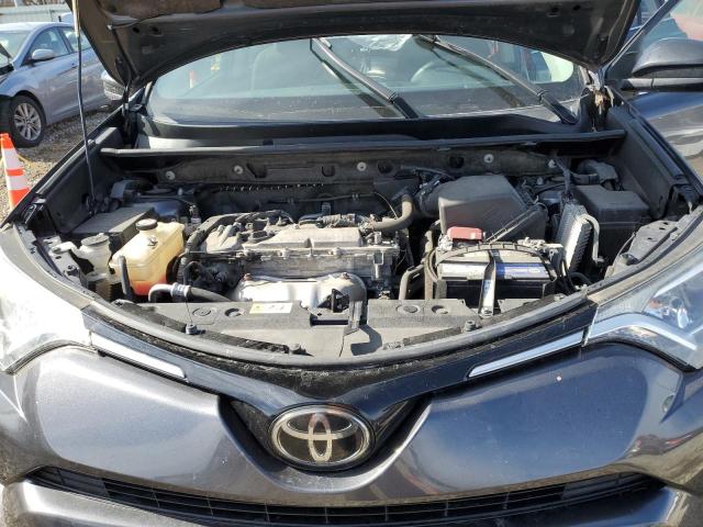 Photo 12 from auction – 2017 TOYOTA RAV4 LE with VIN JTMZFREV8HJ125767