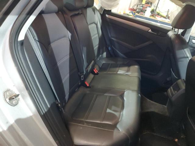 Photo 10 from auction – 2015 VOLKSWAGEN PASSAT S with VIN 1VWAT7A30FC008651