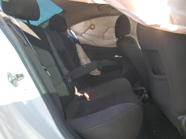 Photo 10 from auction – 2014 CHEVROLET CRUZE with VIN 1G1PC5SB1E7104375