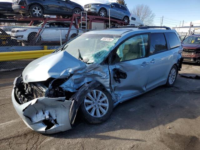 TOYOTA SIENNA XLE 2017 with VIN 5TDDZ3DC6HS164536 - Photo from auction
