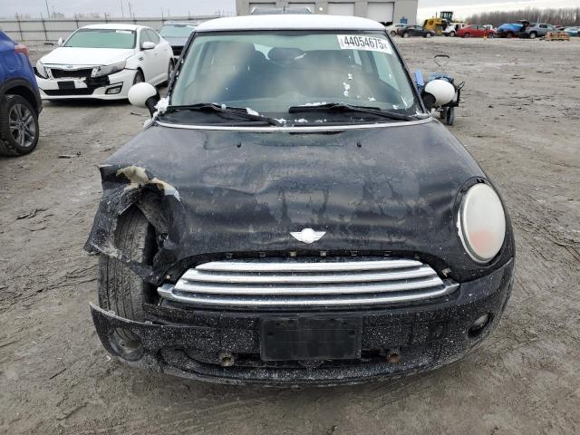 Photo 5 from auction – 2010 MINI COOPER with VIN WMWMF3C56ATU76274