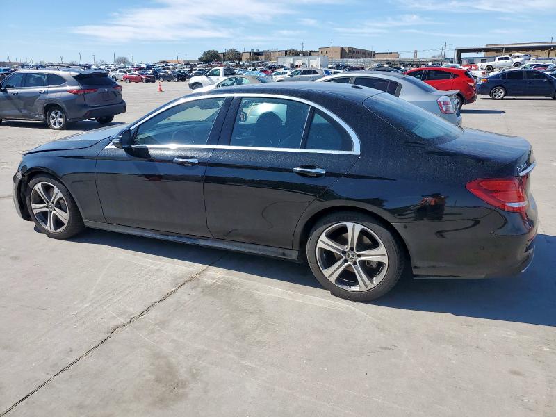 Photo 2 from auction – 2017 MERCEDES-BENZ E 300 with VIN WDDZF4JB7HA284719