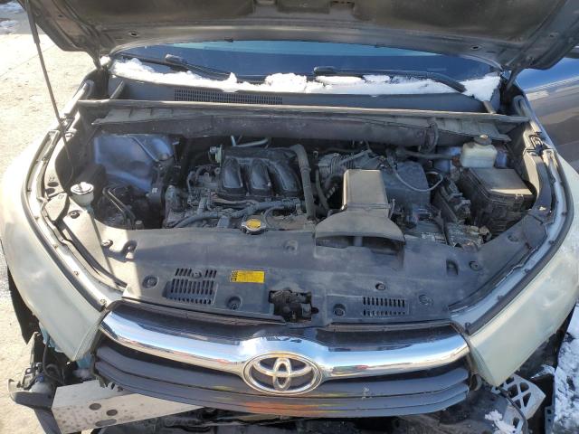 Photo 12 from auction – 2015 TOYOTA HIGHLANDER with VIN 5TDBKRFH3FS142112