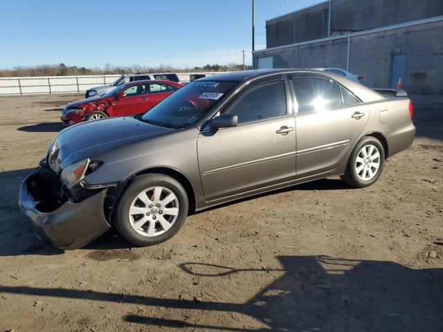 TOYOTA CAMRY LE 2004 with VIN 4T1BE32K44U930066 - Photo from auction