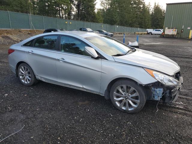 Photo 4 from auction – 2013 HYUNDAI SONATA SE with VIN 5NPEC4AB2DH531584
