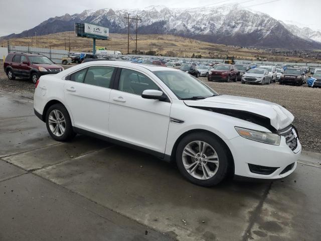 Photo 4 from auction – 2013 FORD TAURUS SEL with VIN 1FAHP2E81DG134043