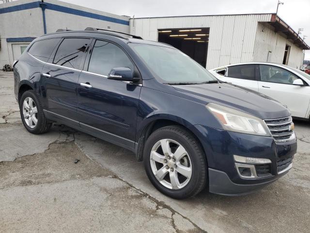 Photo 4 from auction – 2017 CHEVROLET TRAVERSE L with VIN 1GNKRGKD2HJ163625